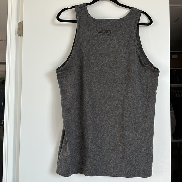 Authentic Disney Animal Kingdom Tank - Lion King - Picture 2 of 5